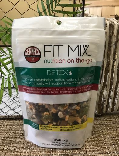 Picture FIT MIX - DETOX (Sunflower Seeds, Pepitas, Brazil Nuts, Almonds, Walnuts, Pistachios, Mango, Pineapple, Blueberries) 9 oz